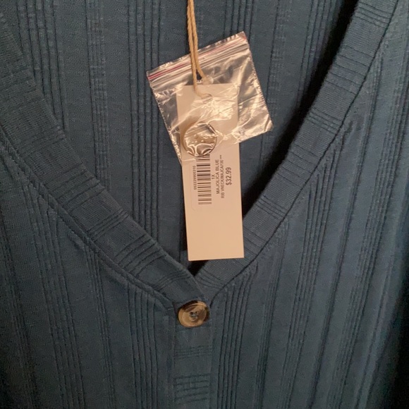 Cardigan - Picture 3 of 4